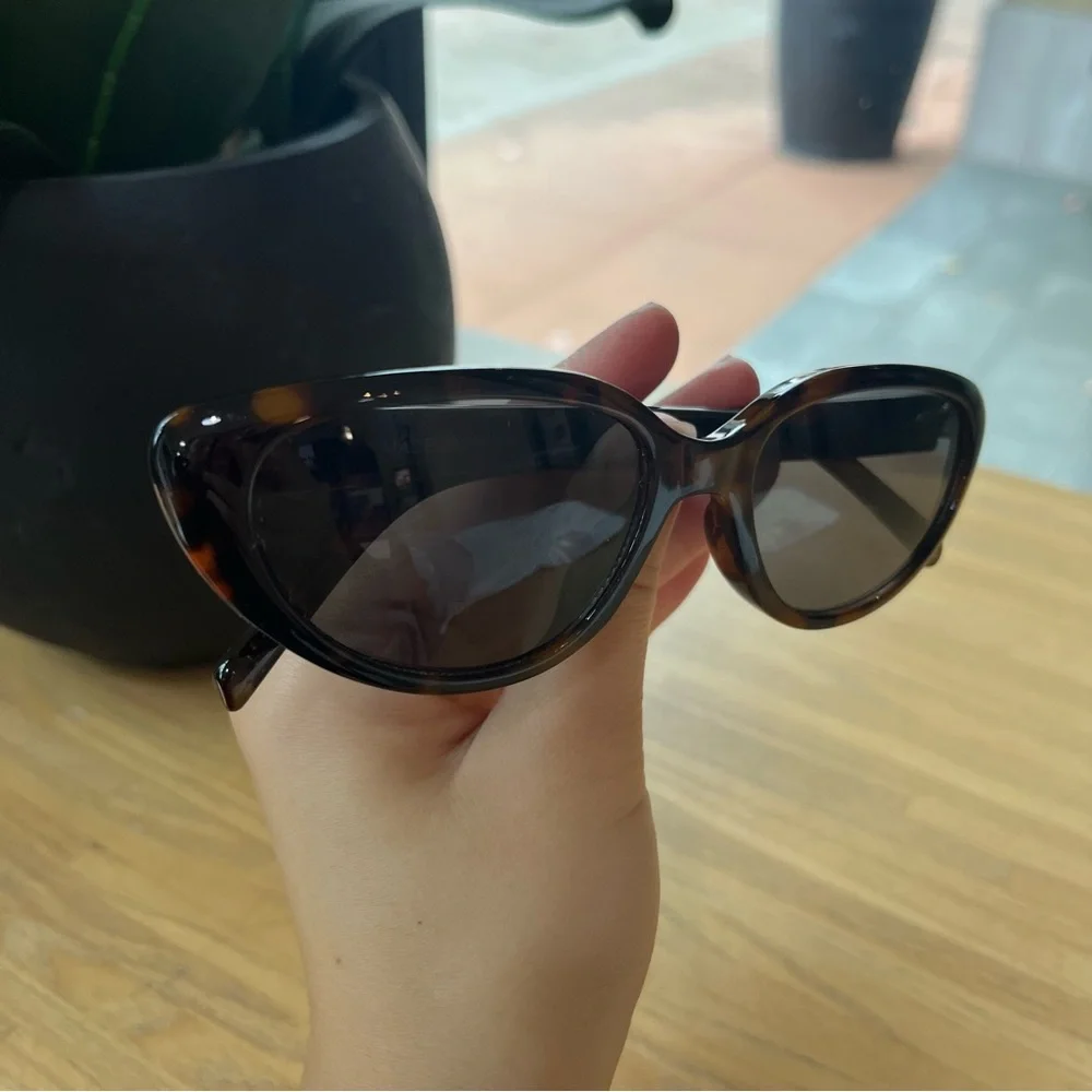 Oak and Fort Sunglasses! - Picture 2 of 8